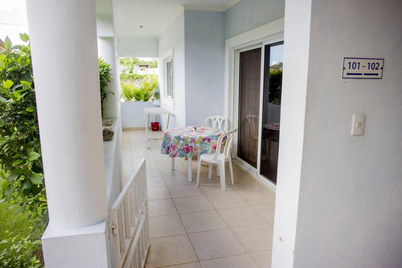 Bela Villa Apartment Ida บายาฮิเบ ภายนอก รูปภาพ