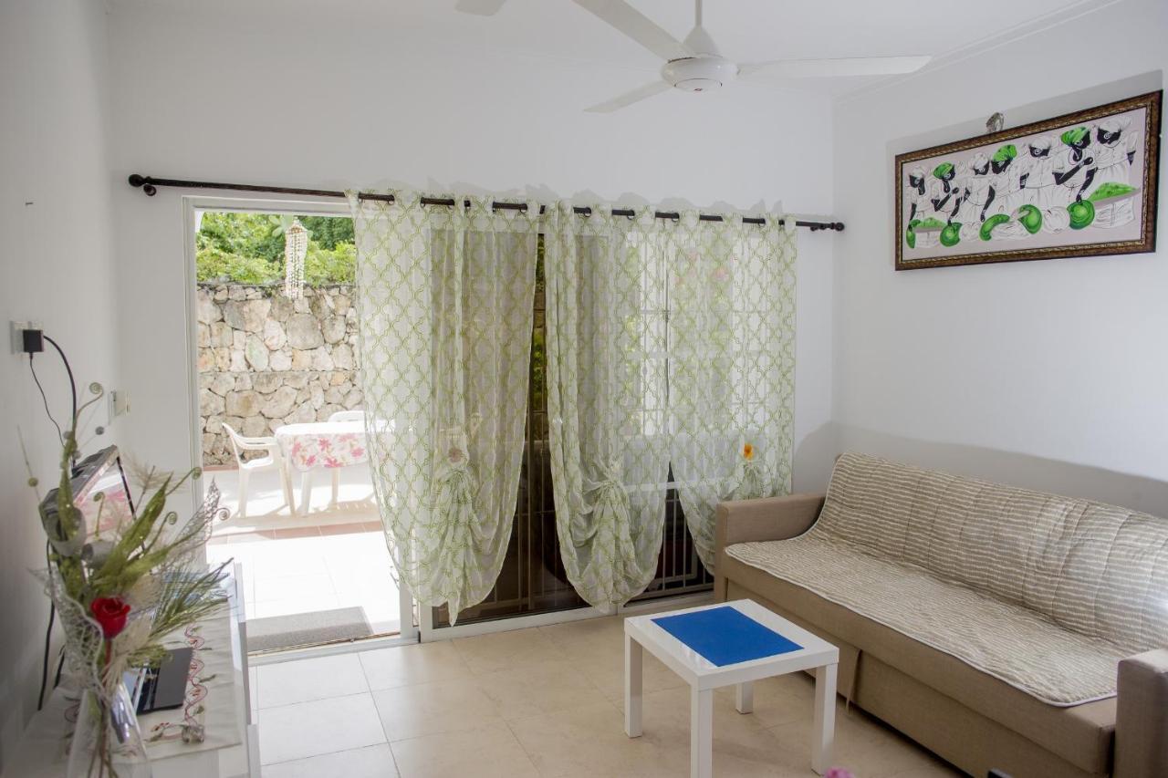 Bela Villa Apartment Ida บายาฮิเบ ภายนอก รูปภาพ